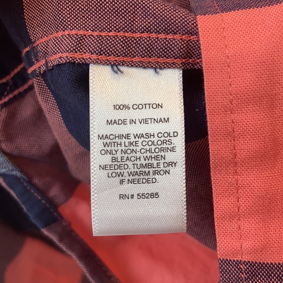 Men’s Button Down Long Sleeve Shirt - Picture 4 of 4